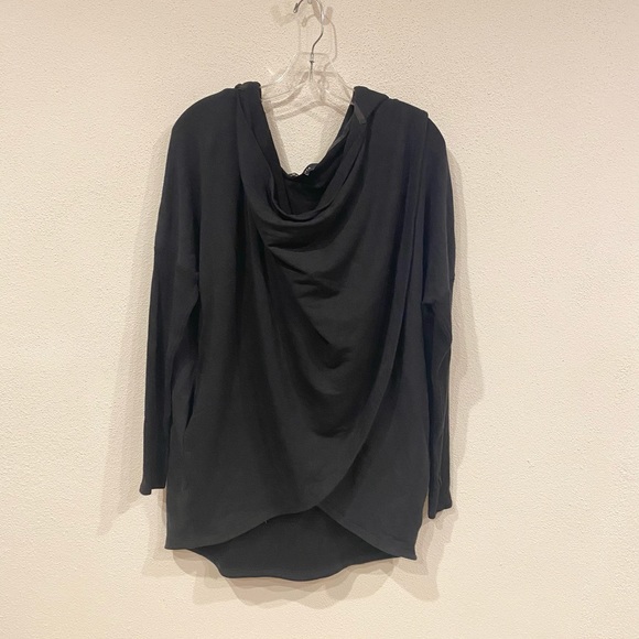 Athleta Purana Wrap Sweatshirt Size Medium Petite EUC - Picture 2 of 5